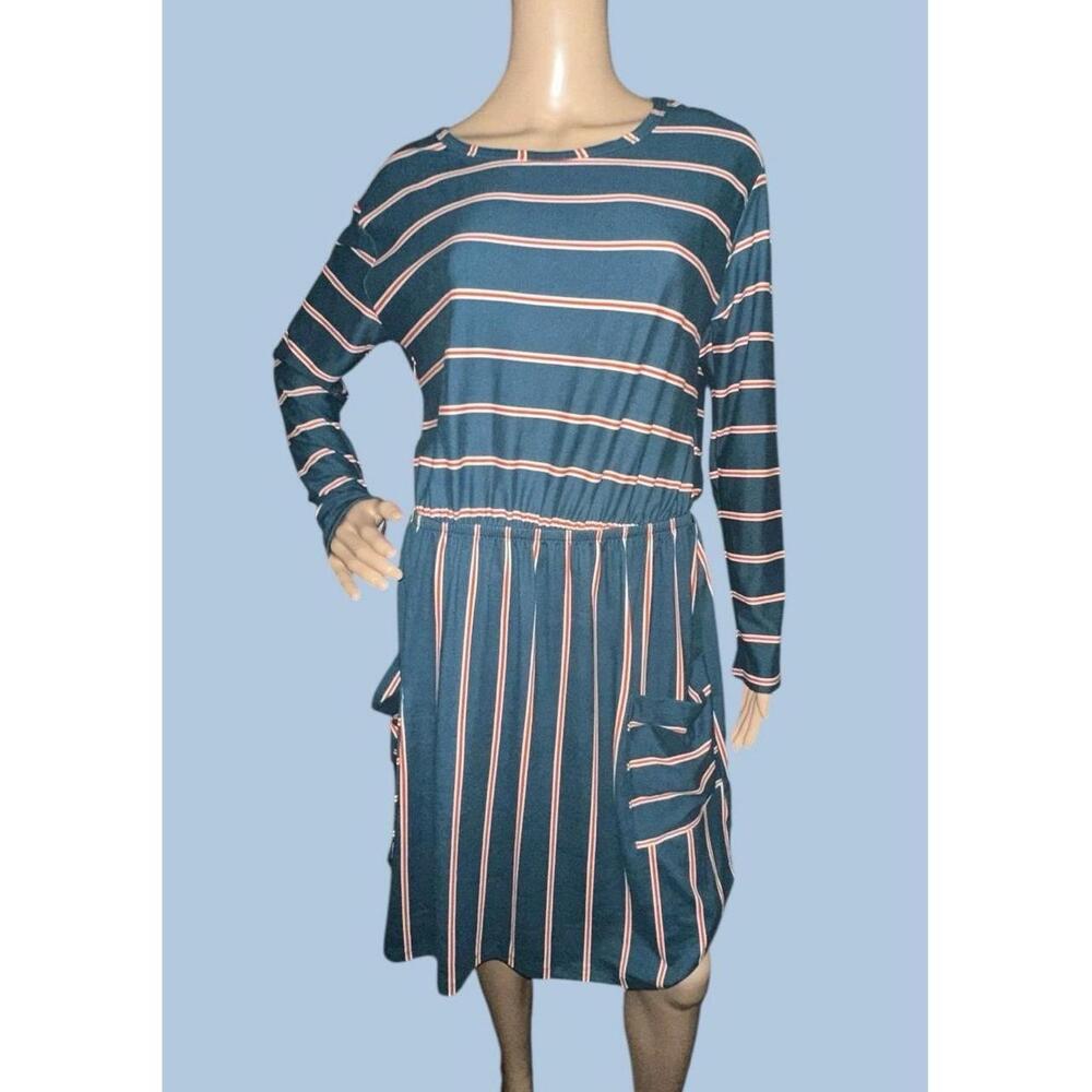 ❤️Betsy’s Boutique Shop
 Striped Long Sleeve Dress with Pockets - Size L